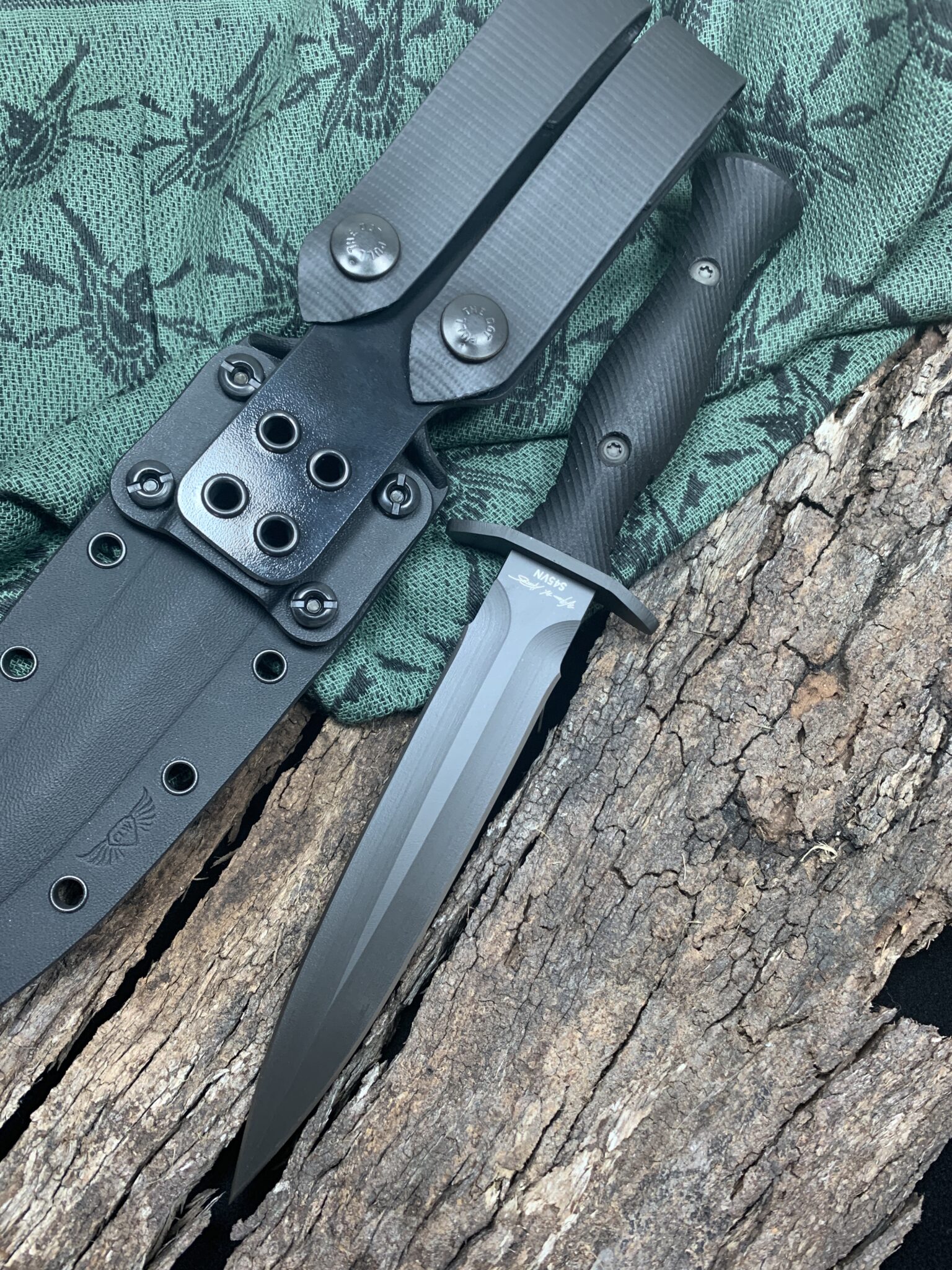 Spartan Harsey D/E - Black DLC - Kydex Sheath Black - Australian Knife ...