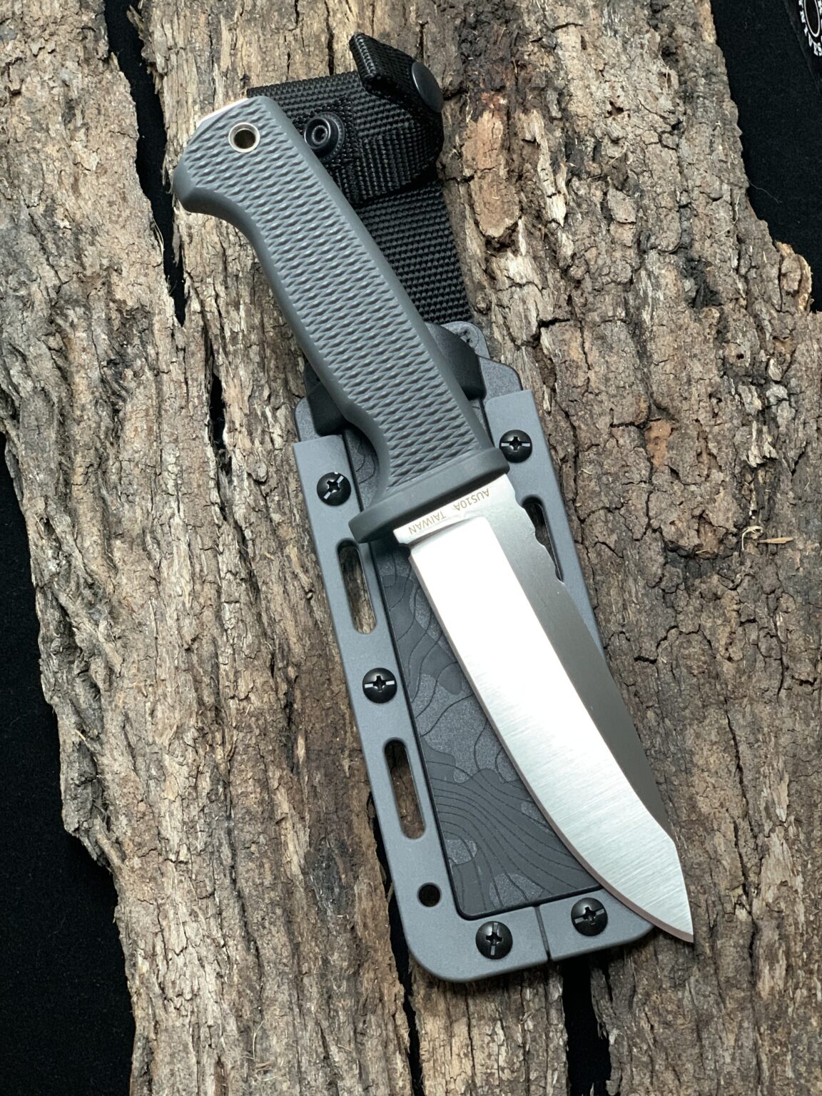 Demko Free Reign Drop Point - Grey/Black - Australian Knife Sales